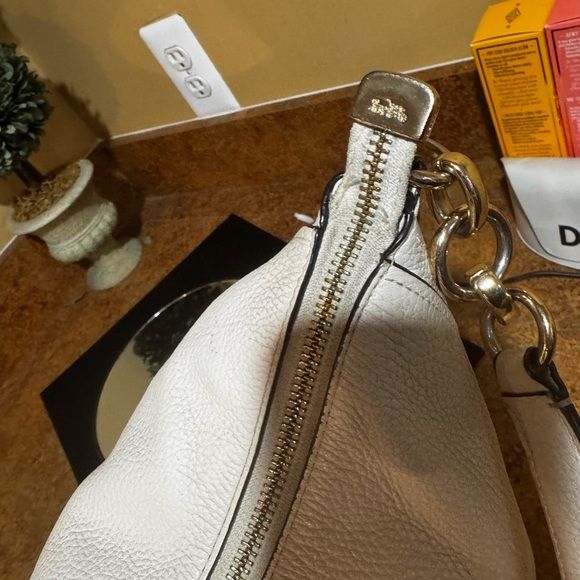 Coach Elle Hobo Bag - Picture 7 of 9